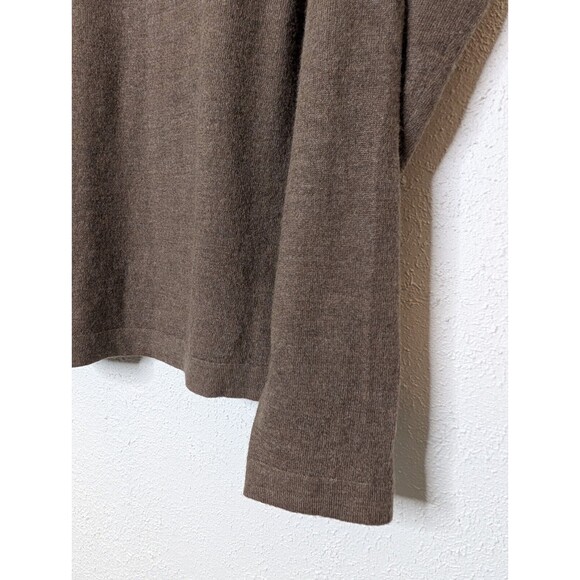 J. CREW Men’s Sweater Large Brown 100% Lambswool V-Neck Long Sleeve Minimal Work - Picture 4 of 4